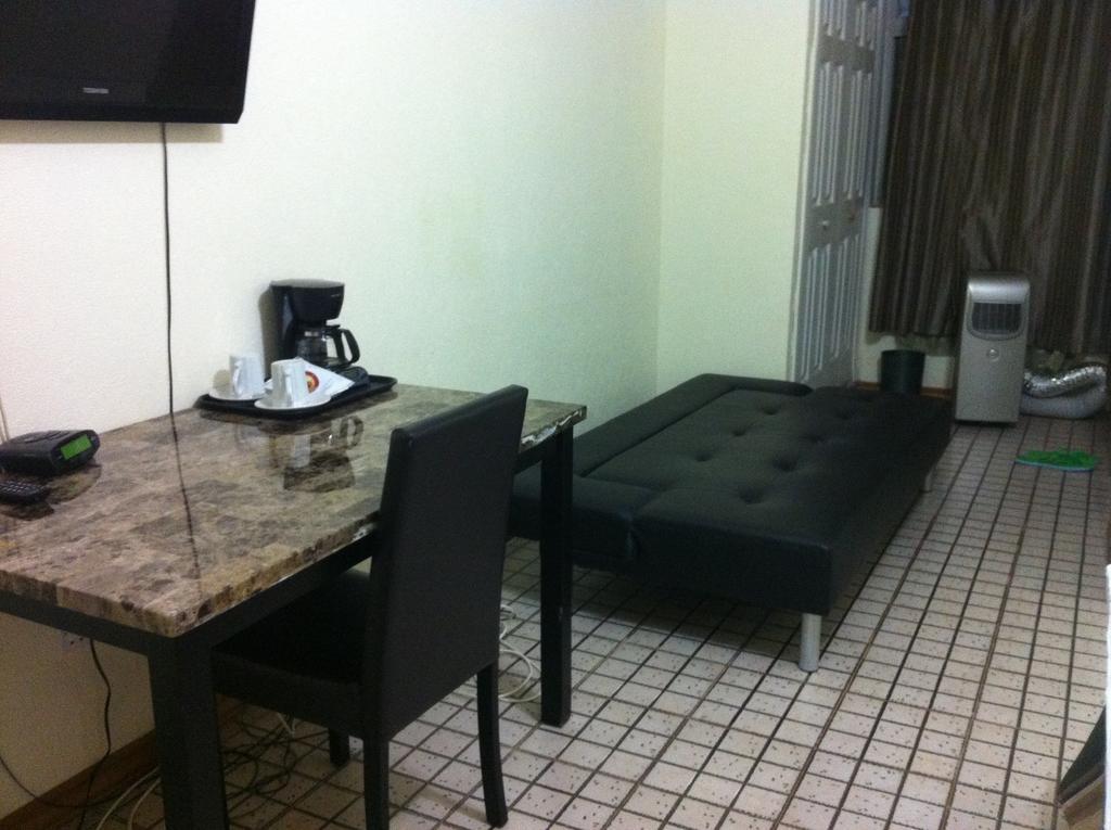 Executive Airport Hotel Entebbe Chambre photo