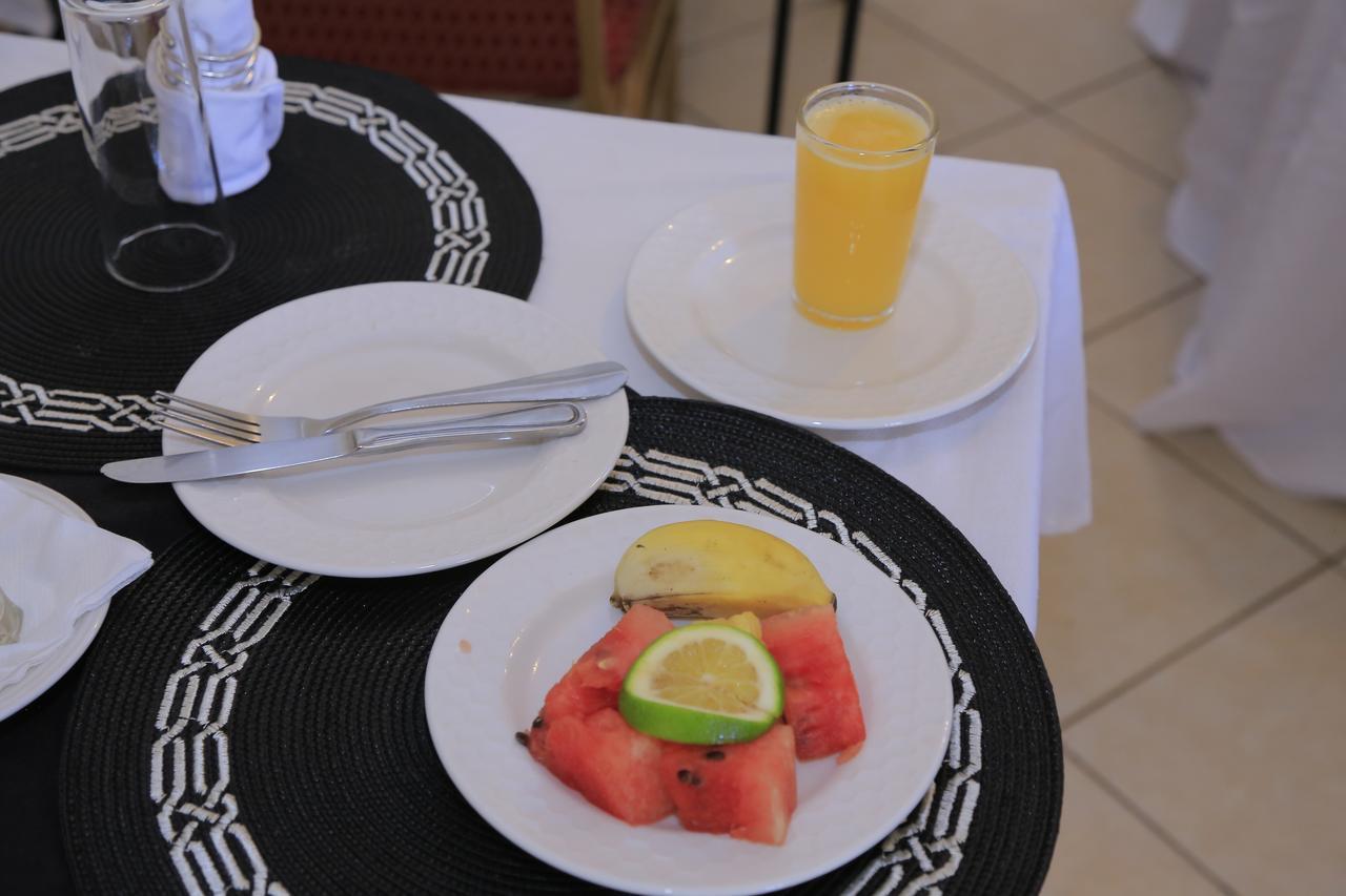 Executive Airport Hotel Entebbe Extérieur photo
