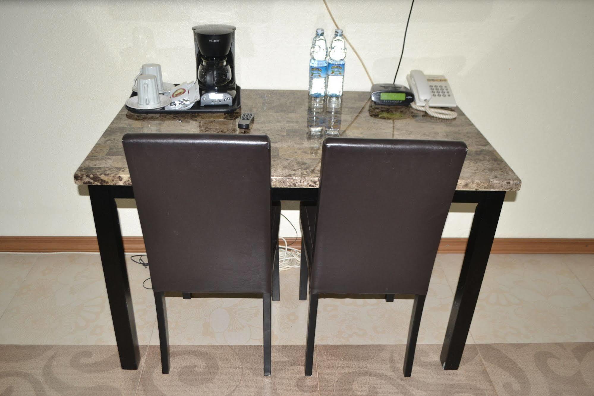Executive Airport Hotel Entebbe Extérieur photo