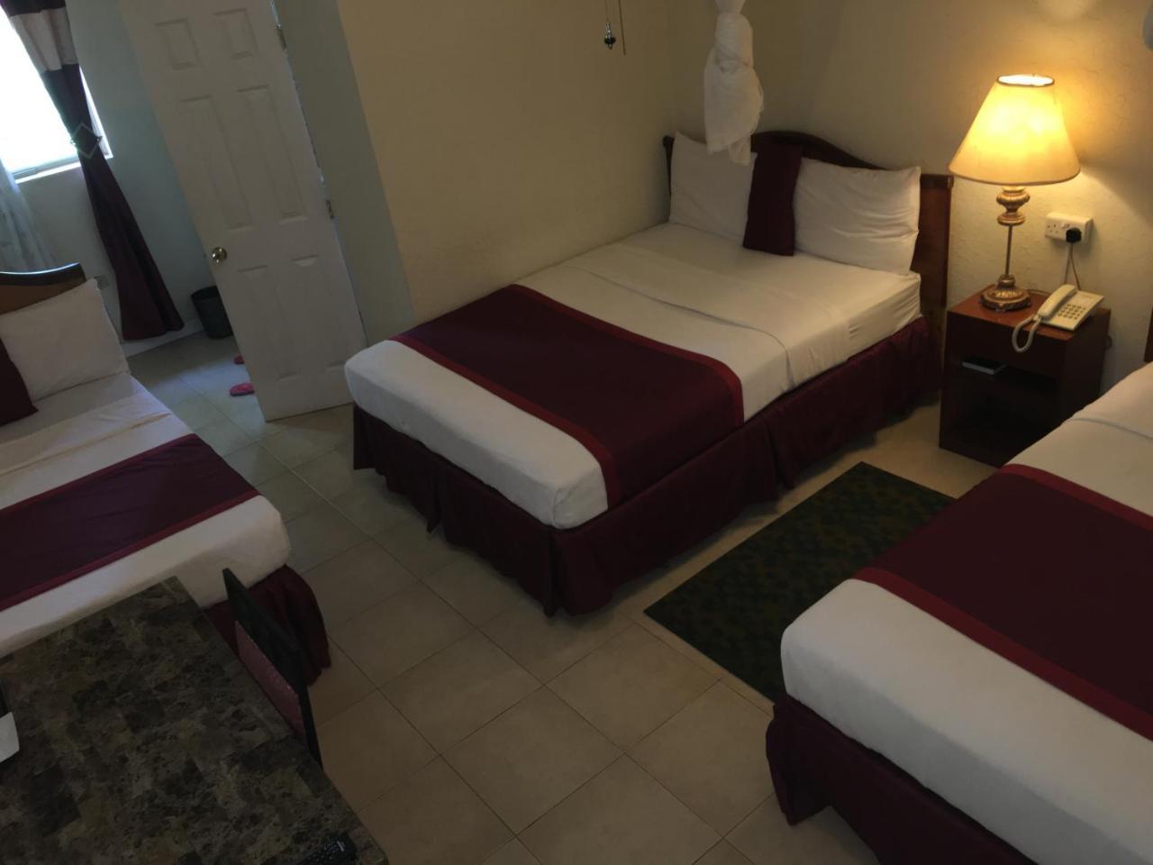 Executive Airport Hotel Entebbe Extérieur photo